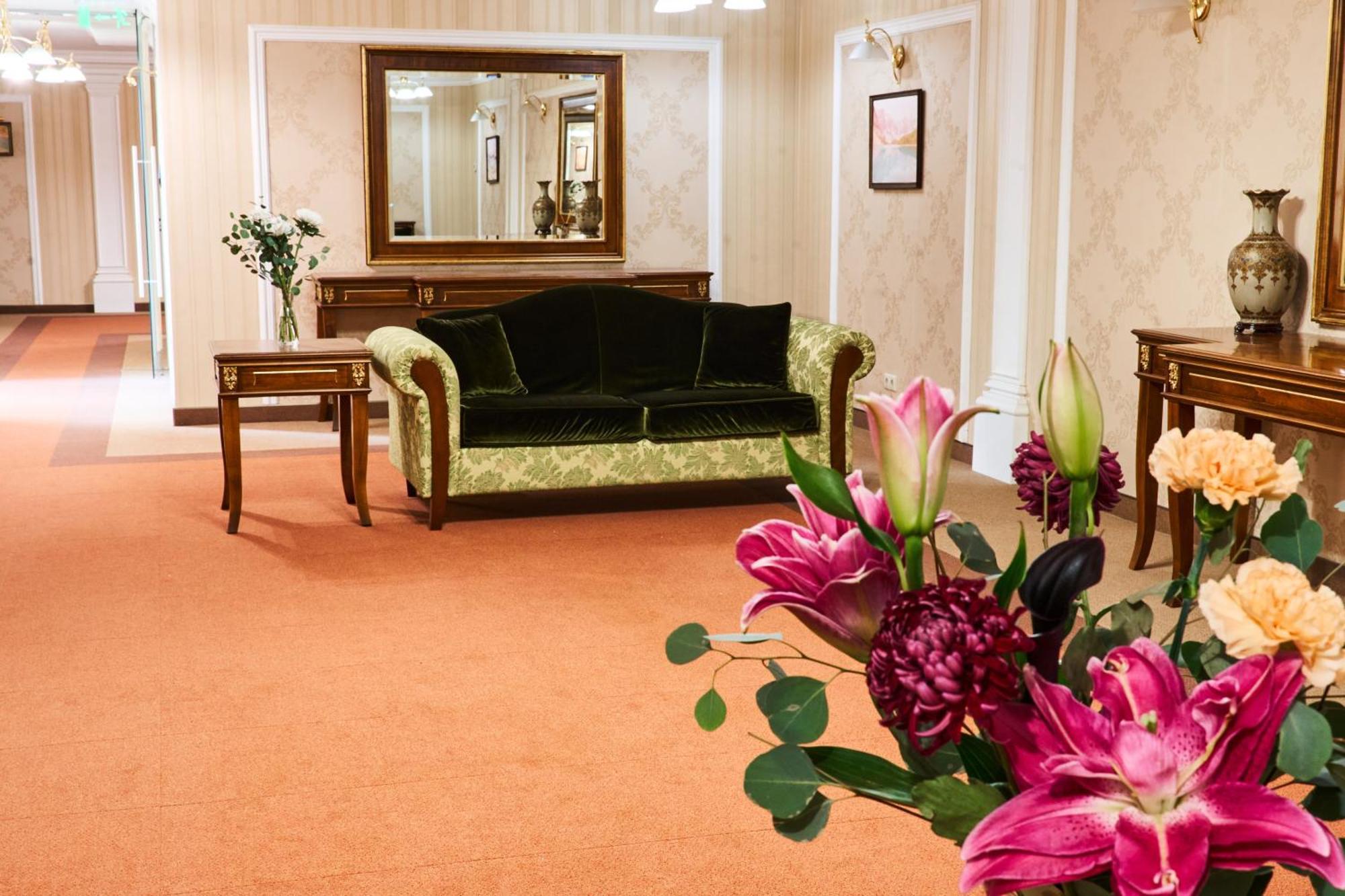 Kainar Hotel Çimkent Dış mekan fotoğraf