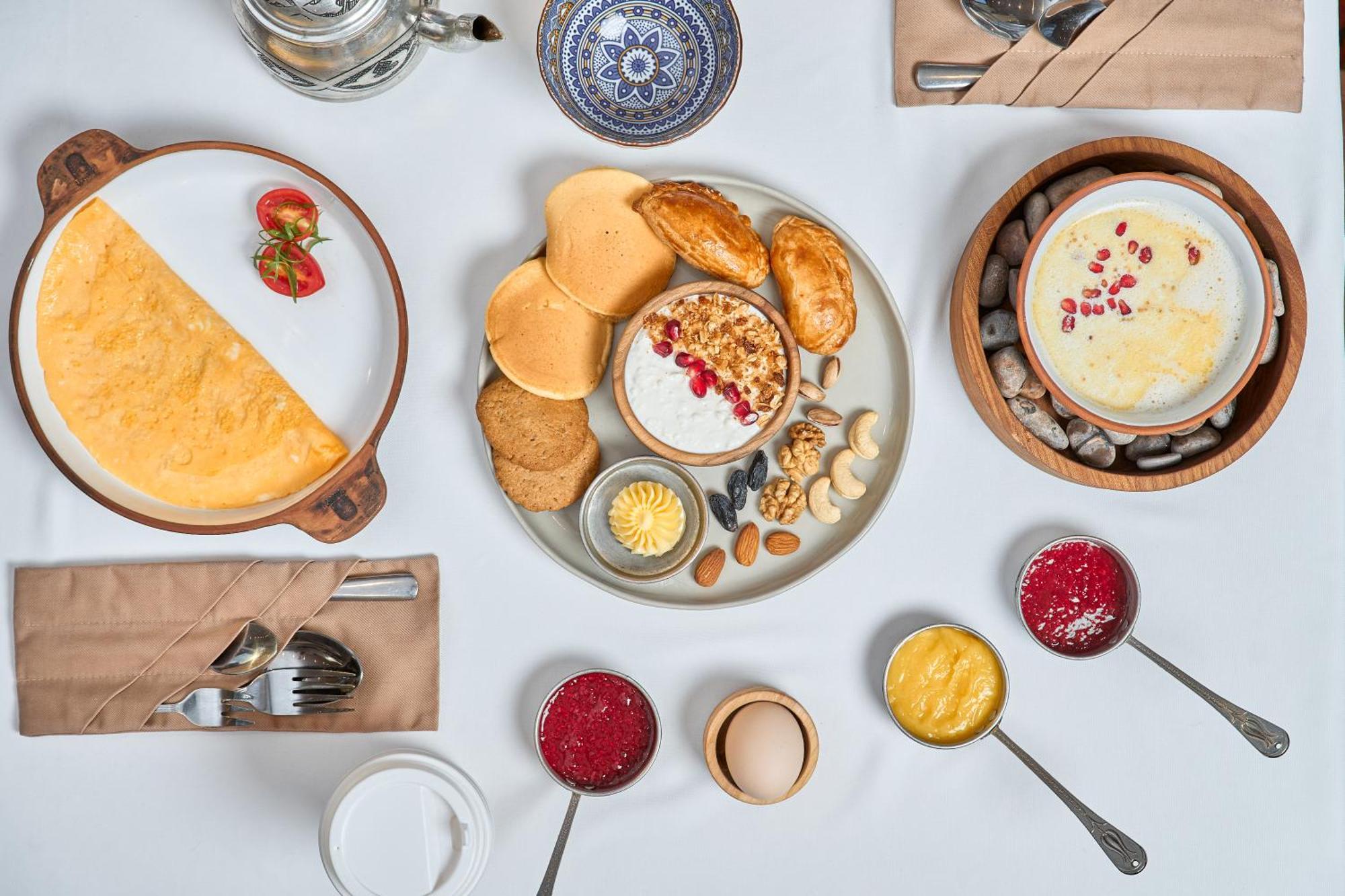 Kainar Hotel Çimkent Dış mekan fotoğraf