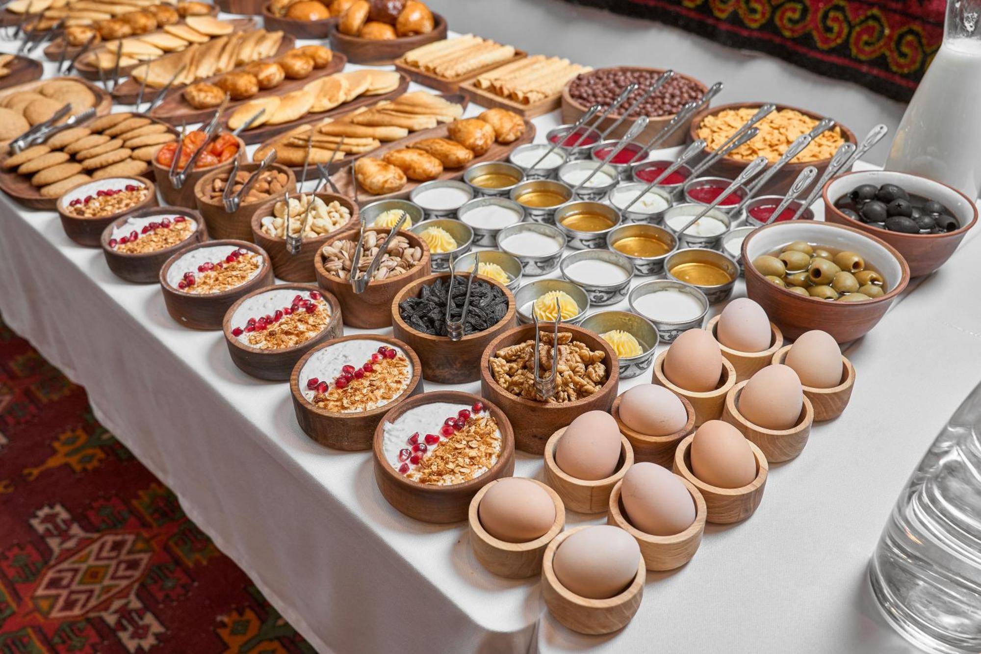 Kainar Hotel Çimkent Dış mekan fotoğraf